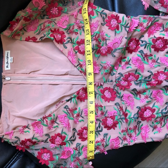 Brand new for love and lemons midi floral dress - Picture 5 of 6